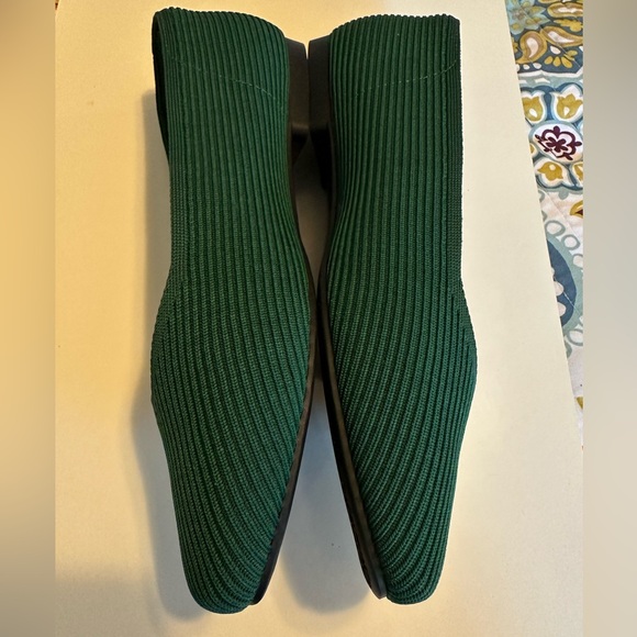 Vivaia Green Margot 2.0 Square Toe V Cut Ballerina Style Flats sz 41 Wide - Picture 4 of 10